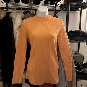 Authentic vintage 70s pastel peach colored fitted ribbed mock neck top 🍑∞ᥫ᭡